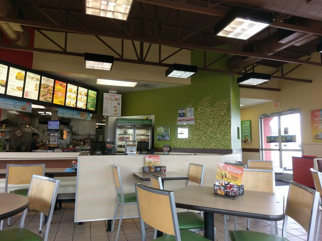 Del Taco | 1933 E 223rd St, Long Beach, CA 90810 | Phone: (310) 847-7191