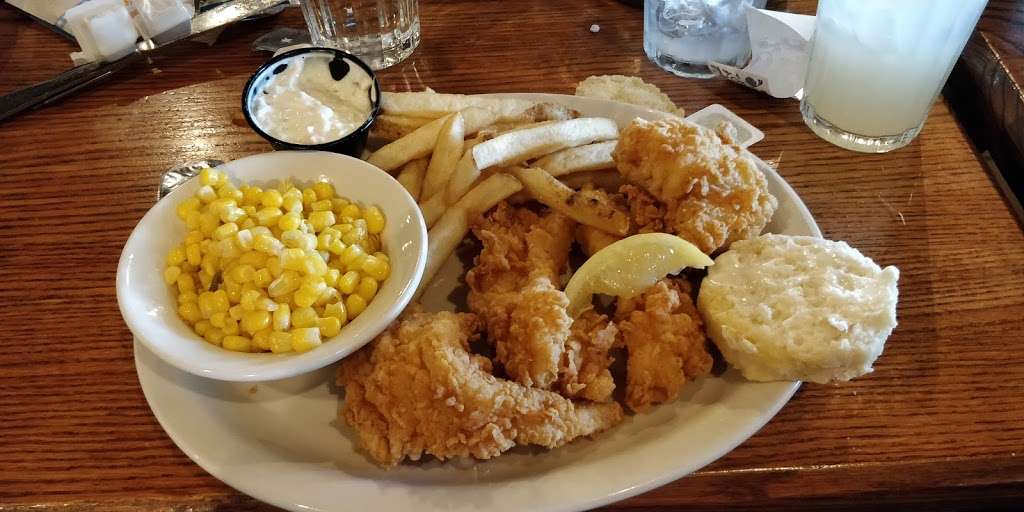 Cracker Barrel Old Country Store | 5022 E Chandler Blvd, Phoenix, AZ 85048, USA | Phone: (480) 961-9443