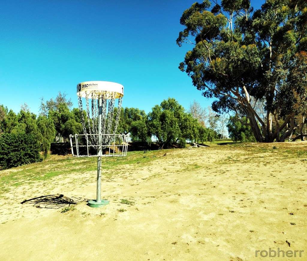 Sycamore Park Disc Golf Course | 855 N Planetree Ave, Simi Valley, CA 93065, USA | Phone: (805) 584-4400