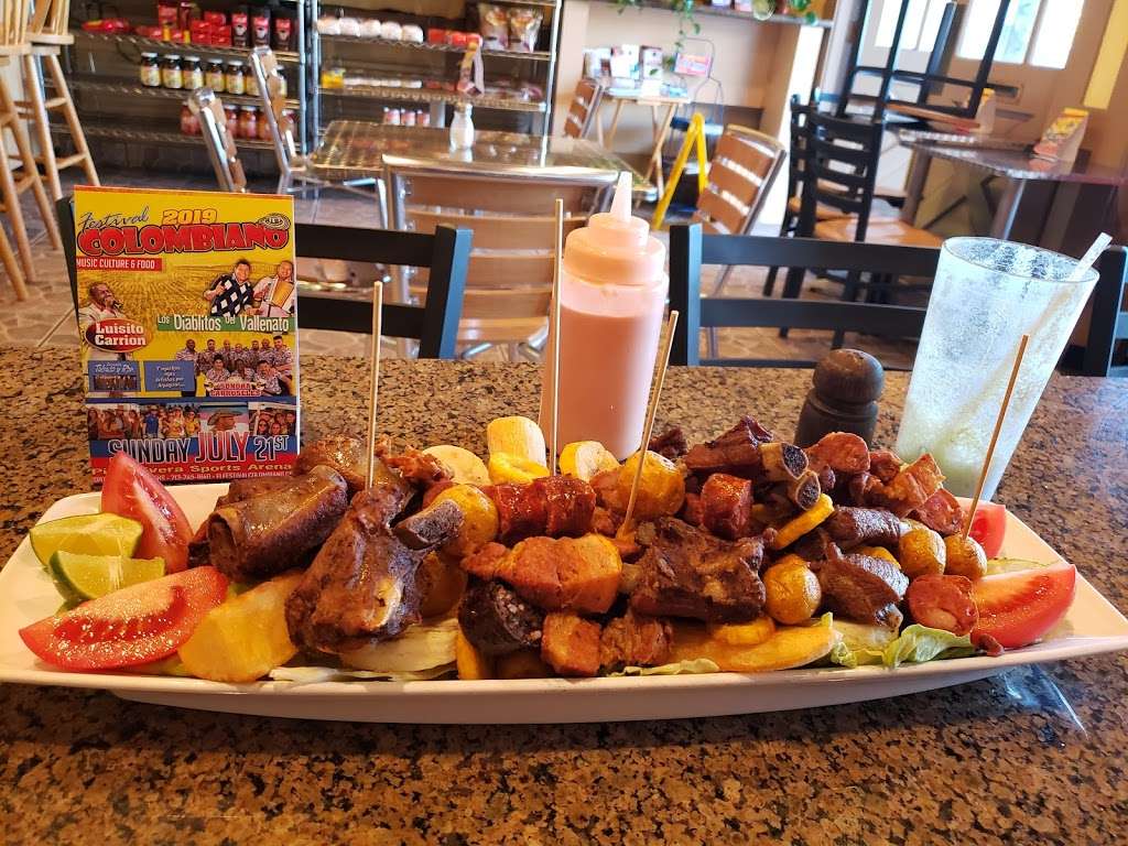 Colombian Delicatessen | 14329 Hawthorne Blvd, Lawndale, CA 90260 | Phone: (310) 970-1092