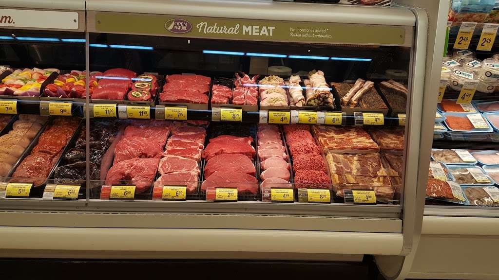 Safeway | 4100 Redwood Rd, Oakland, CA 94619, USA | Phone: (510) 531-0565