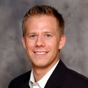 Dr. Bryan Bauer, DDS, FAGD | 623 S Naperville Rd, Wheaton, IL 60187, USA | Phone: (630) 665-5550