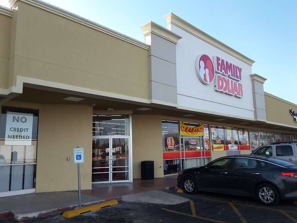 Family Dollar | 2038 Austin Hwy, San Antonio, TX 78218, USA | Phone: (210) 640-3804