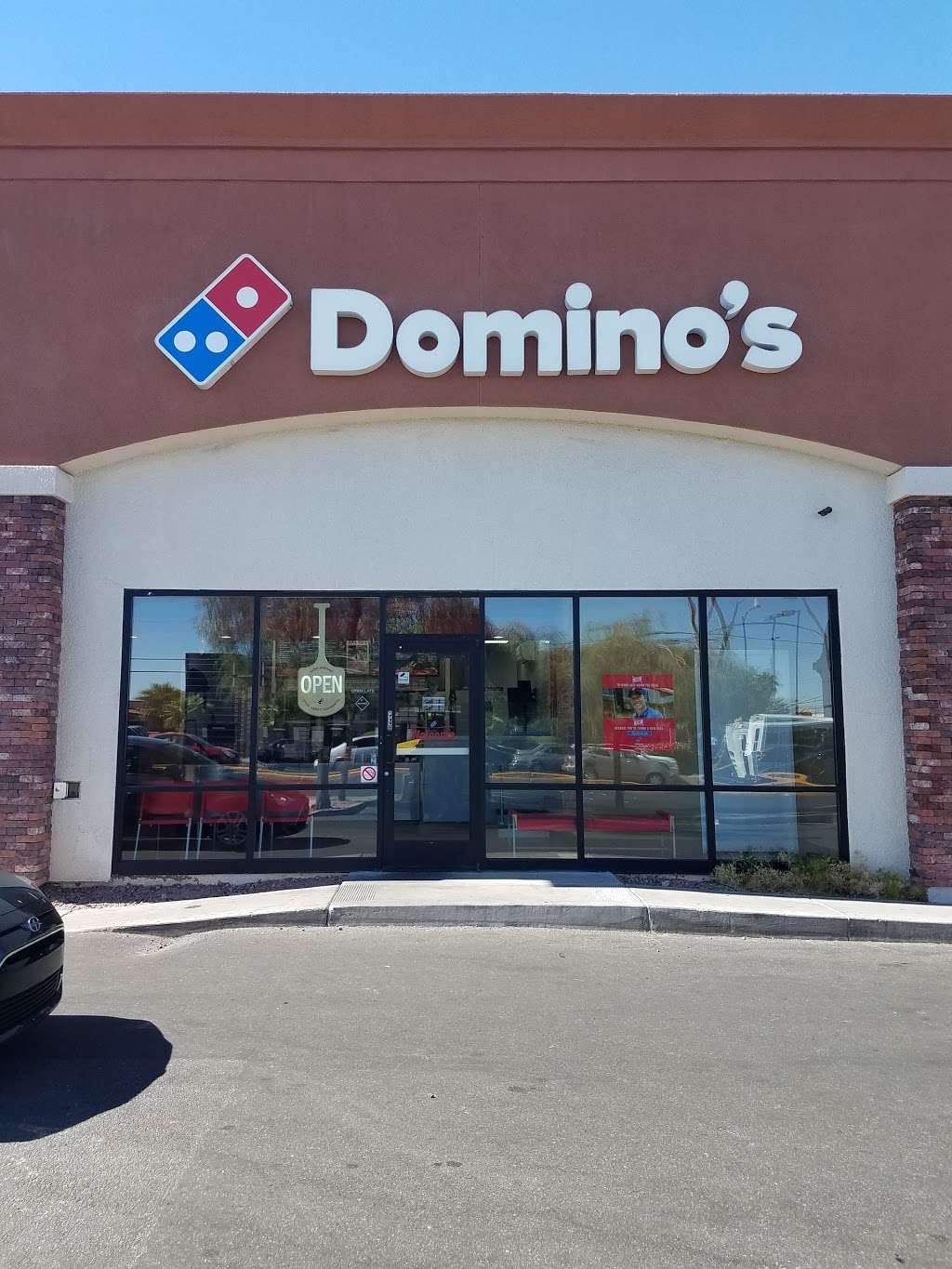 Dominos Pizza | 3395 E Tropicana Ave, Las Vegas, NV 89121 | Phone: (702) 435-3030