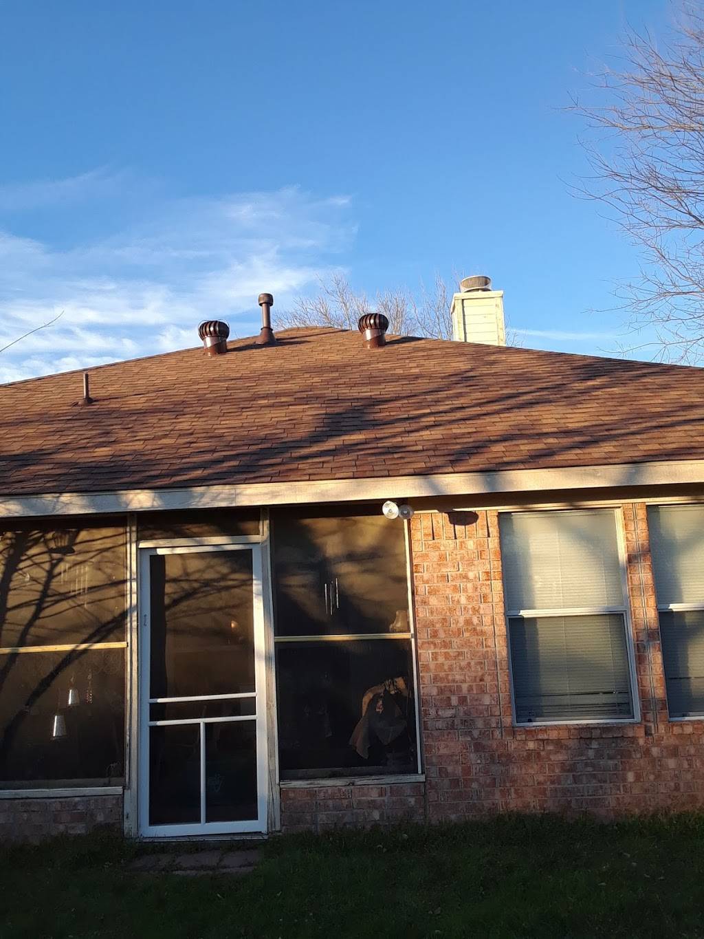 Texas Direct Roofing & Construction | 2517 Weaver St Suite D, Haltom City, TX 76117 | Phone: (682) 408-8551