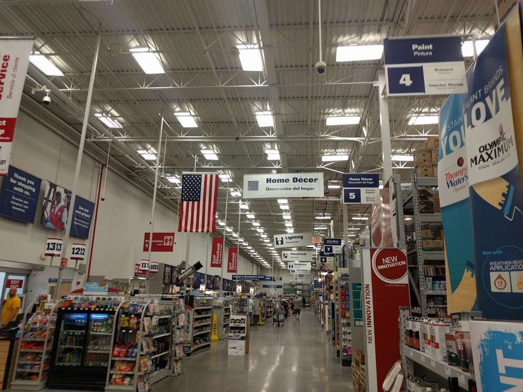 Lowes Home Improvement | 4811 N Oak Trafficway, Kansas City, MO 64118 | Phone: (816) 414-4220