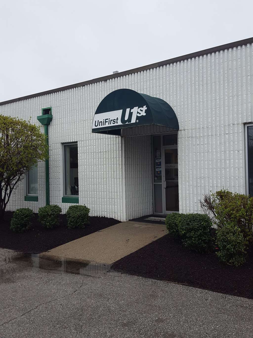 UniFirst Uniform Services - Indianapolis | 4201 Industrial Blvd, Indianapolis, IN 46254 | Phone: (317) 293-5026