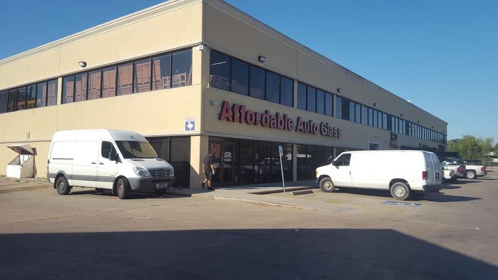 Affordable Auto Glass | 5920 Hillcroft St, Houston, TX 77036 | Phone: (713) 774-5277