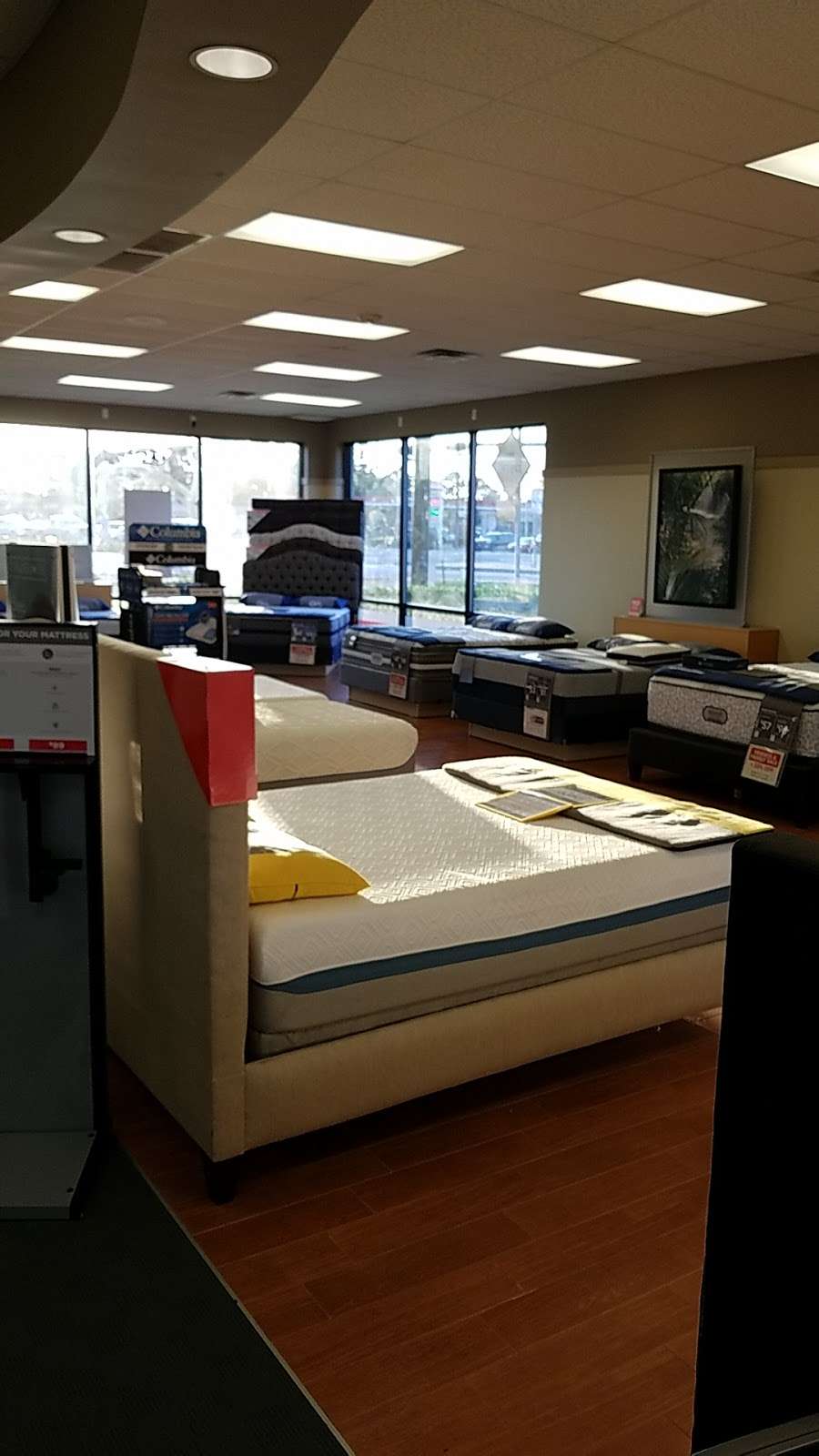 Mattress Firm Atascocita East | 7514 FM 1960, Humble, TX 77346, USA | Phone: (281) 812-0478