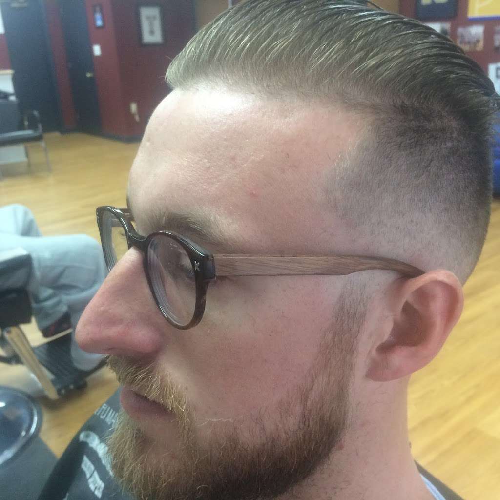 Dominics Barbershop | 30 S Prince St, Millersville, PA 17551, USA | Phone: (717) 872-0598