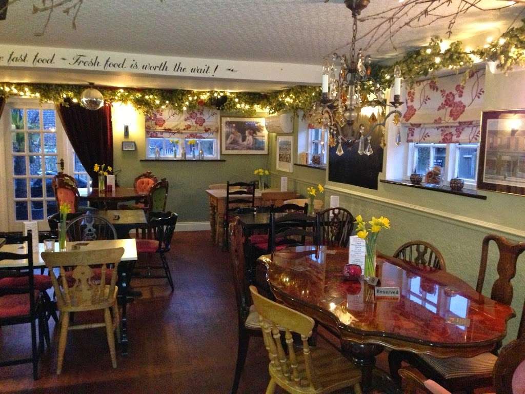 The Two Brewers | 30 High St, Shoreham, Sevenoaks TN14 7TD, UK | Phone: 01959 522800