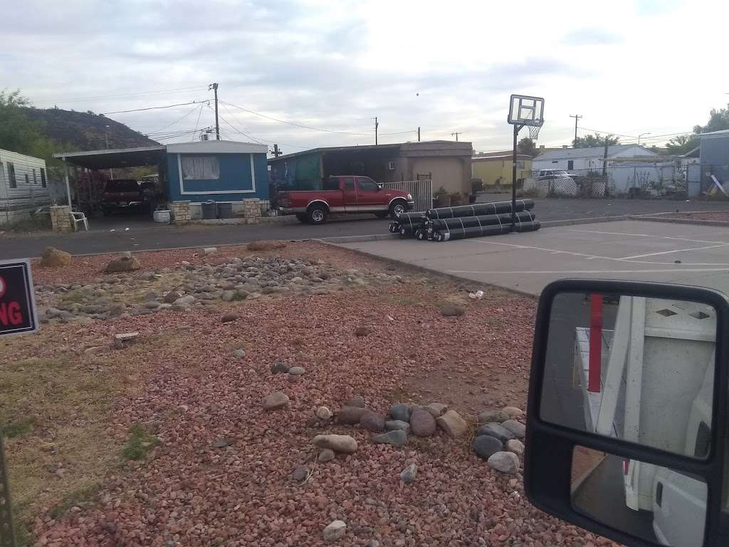 Sierra Vista Mobile Home Park | 22036 N Black Canyon Hwy, Phoenix, AZ 85027 | Phone: (623) 582-1479