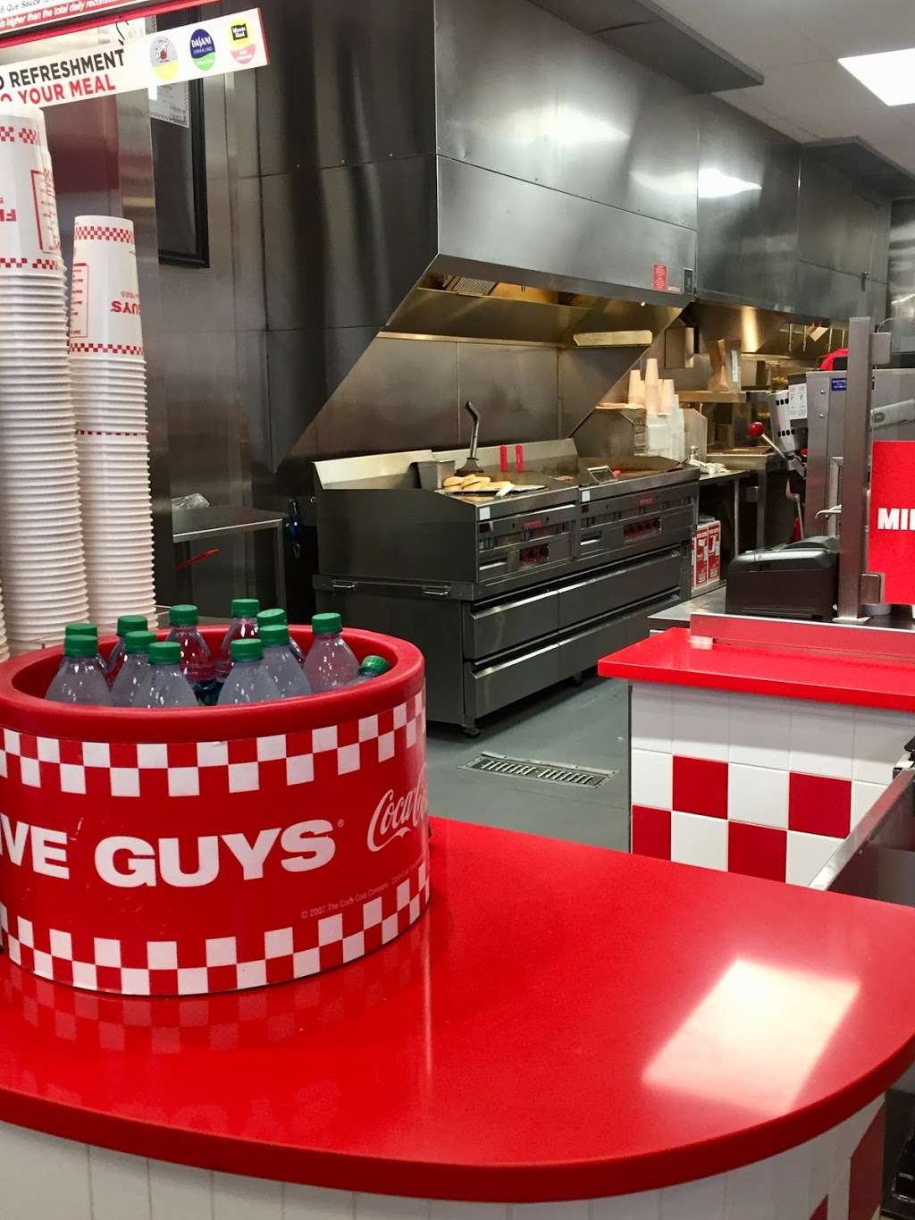 Five Guys | 2754 Hylan Blvd, Staten Island, NY 10306, USA | Phone: (718) 668-1870