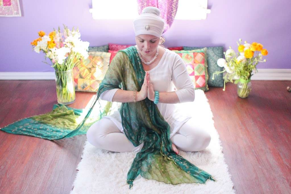 Simona Yoga llc | Official Kundalini Rhythms™ School | 145 Weber Rd, Greeley, PA 18425, USA | Phone: (862) 203-0082