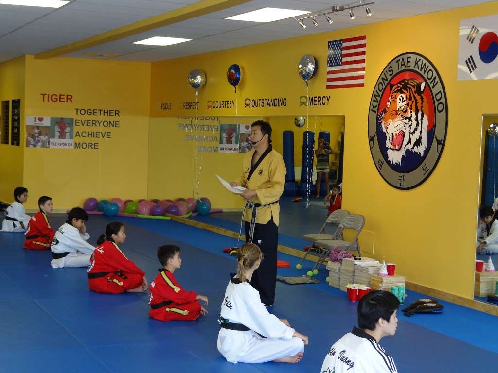 Kwons Tae Kwon Do | 8215 S Holly St, Centennial, CO 80122, USA | Phone: (303) 779-2795