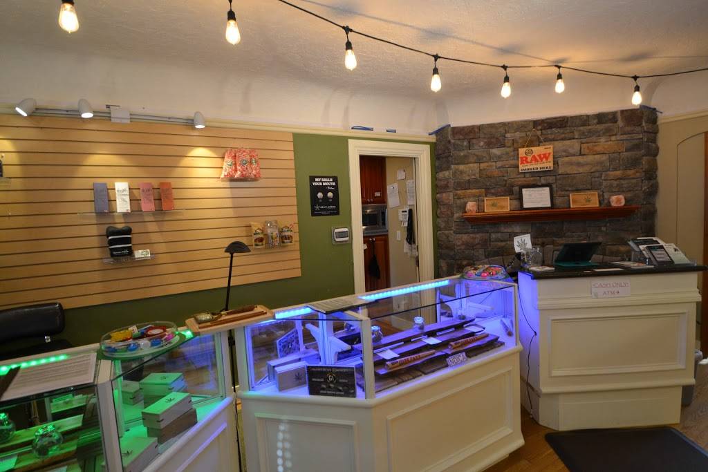 Green Oasis Dispensary, CBD Shop, E-Bikes, Paddleboard | 1035 SE Tacoma St, Portland, OR 97202, USA | Phone: (503) 937-2060