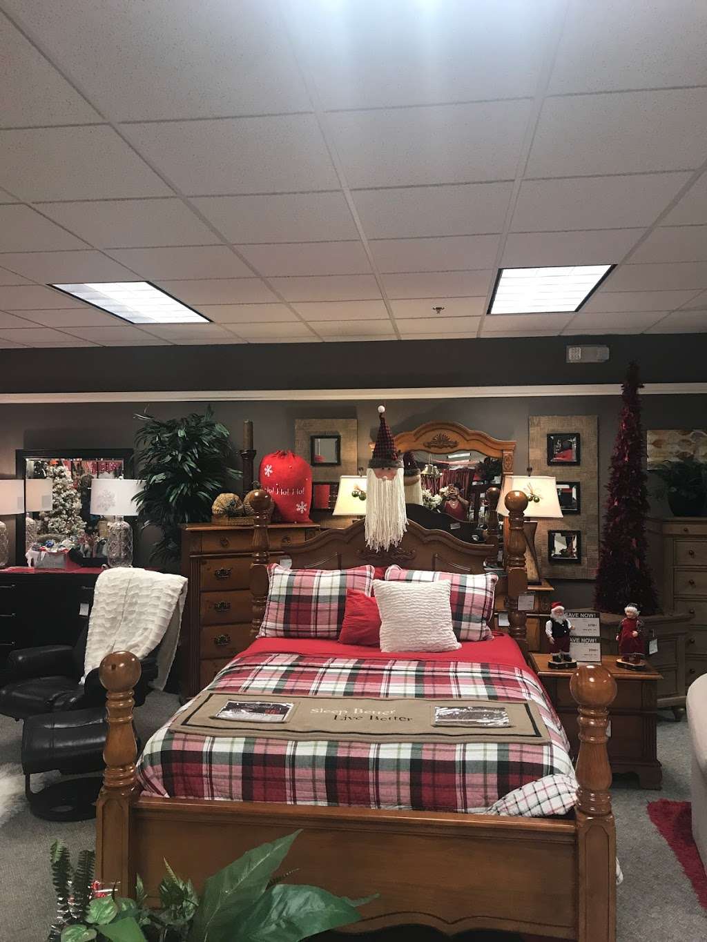 Badcock Home Furniture &more | 521 Hughes Rd, Auburndale, FL 33823, USA | Phone: (863) 967-6602