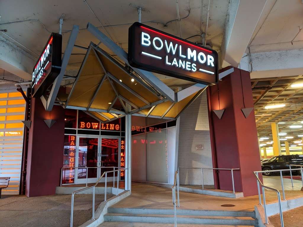 Bowlmor Cupertino | 10123 N Wolfe Rd #20, Cupertino, CA 95014, USA | Phone: (408) 252-2695