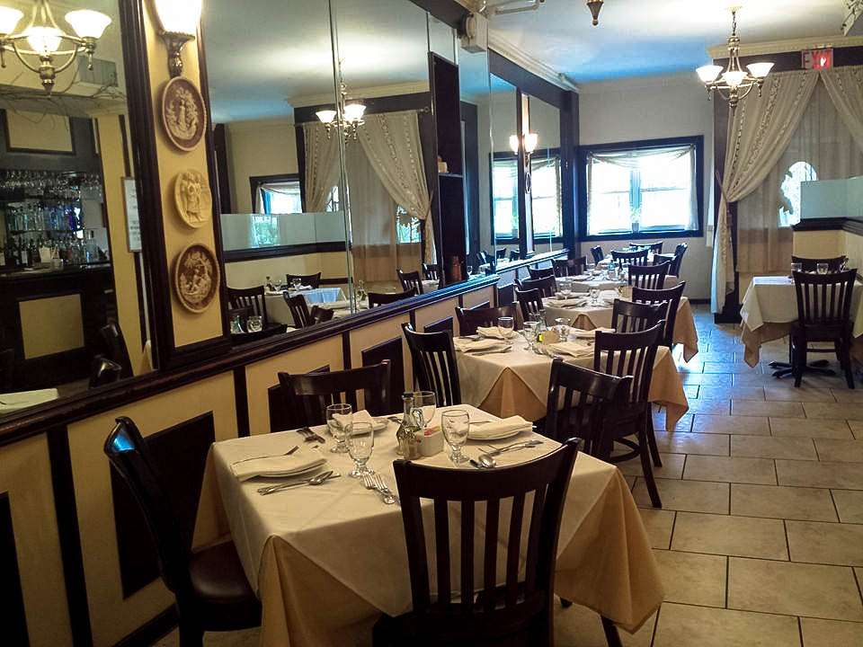 Agostinos Italian Ristorante | 336 Pelham Rd, New Rochelle, NY 10805, USA | Phone: (914) 235-6019