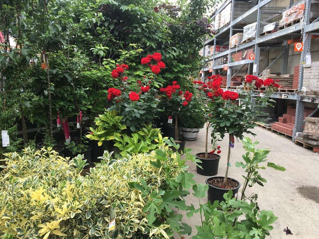 Garden Center at The Home Depot | 1055 Paterson Plank Rd, Secaucus, NJ 07094, USA | Phone: (201) 271-1200