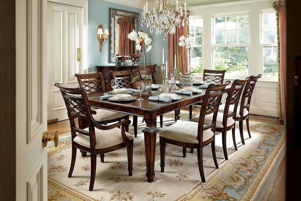 Gladhill Furniture Company | 10 Walnut St, Middletown, MD 21769, USA | Phone: (301) 371-6800