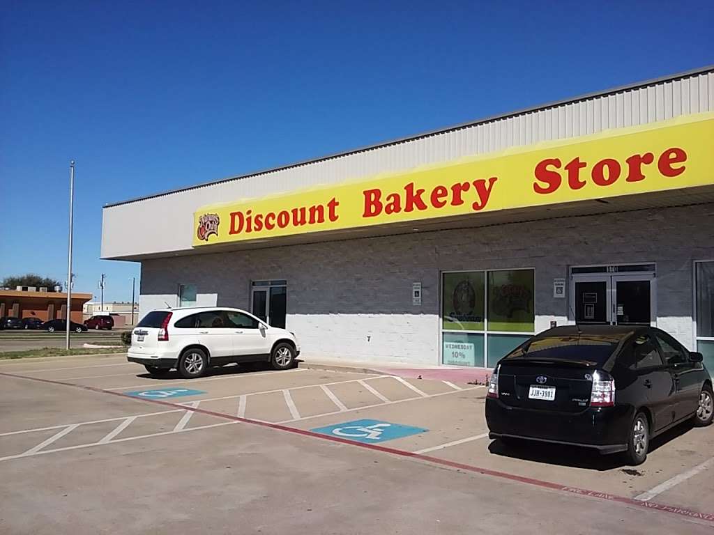 Natures Own Discount Bakery Store | 180 E Pioneer Pkwy, Grand Prairie, TX 75051, USA