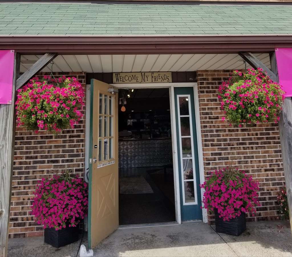 Silver leaf Florist and Boutique | 217 E Culver Rd, Knox, IN 46534, USA | Phone: (574) 772-4005