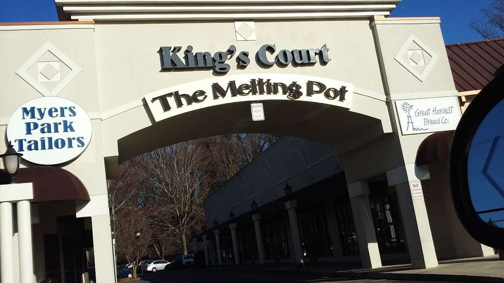 Kings Court Shopping Center | 901 S Kings Dr, Charlotte, NC 28207, USA | Phone: (704) 333-0431