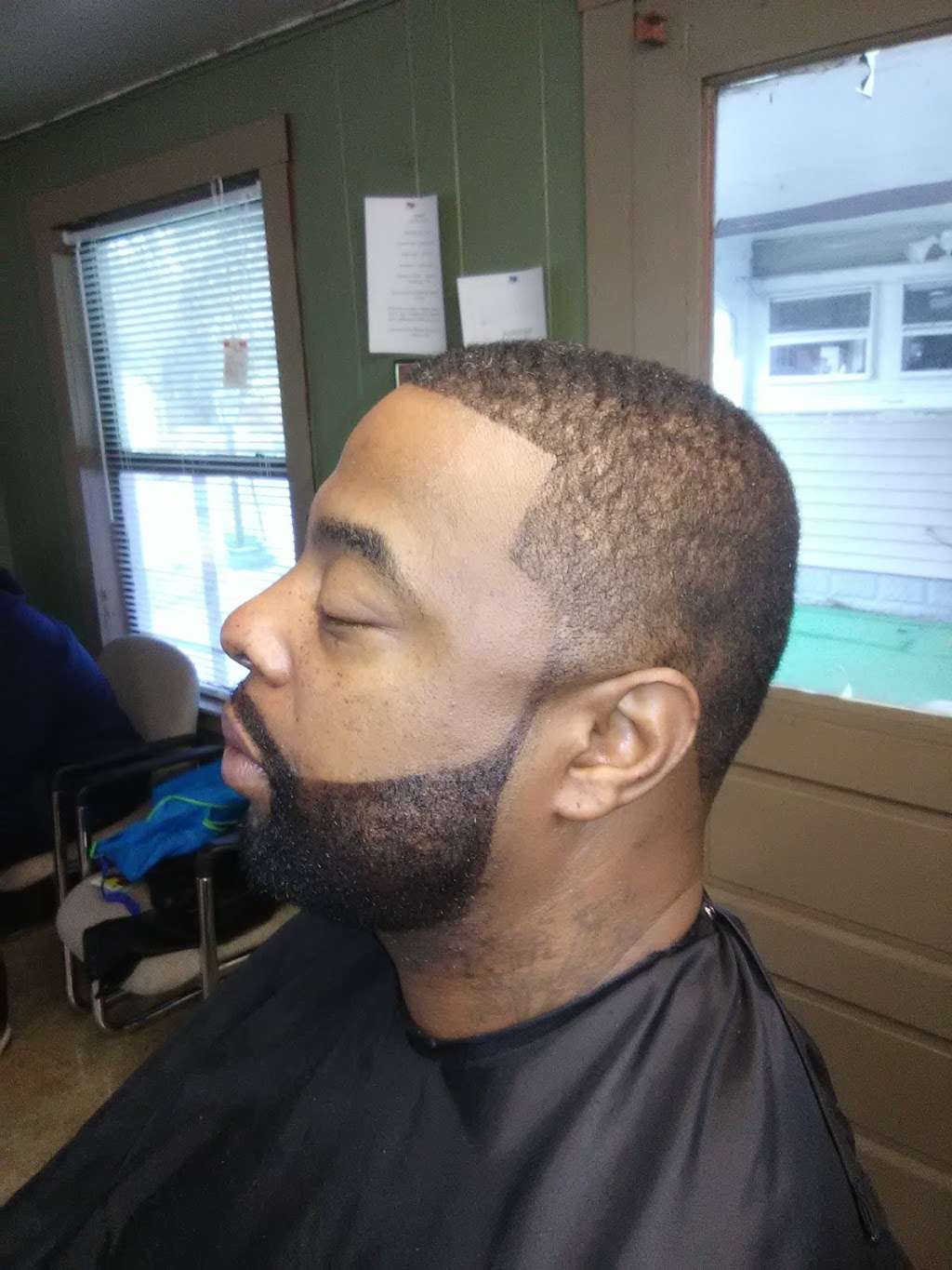 Vans Barbershop | 137 Gravel Run Rd, Grasonville, MD 21638, USA | Phone: (410) 829-2620