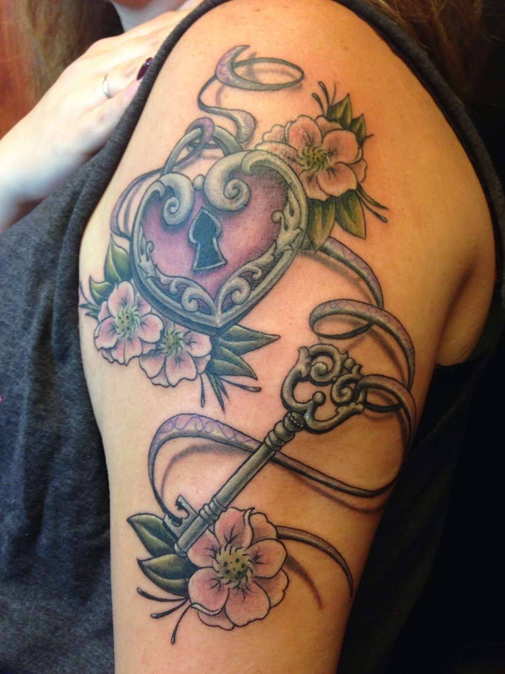 Point Of Entry Tattoo | 127 Rockingham Rd #14, Derry, NH 03038, USA | Phone: (603) 818-4047