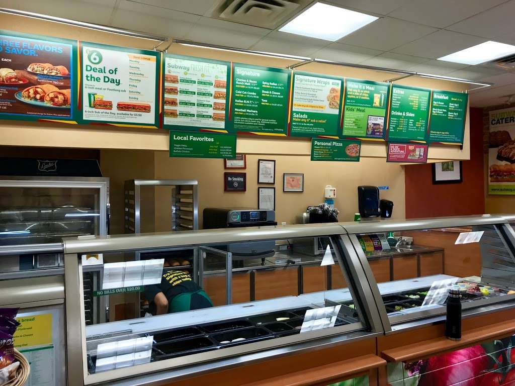 Subway Restaurants | 329 Sand Ln, Staten Island, NY 10305, USA | Phone: (718) 981-9800