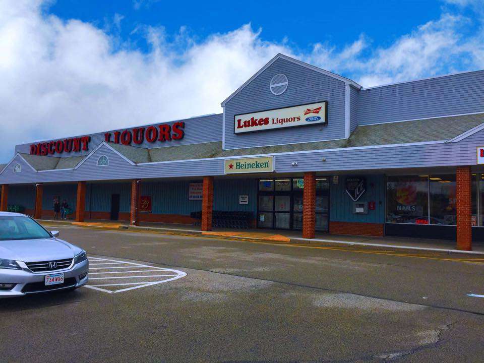 Lukes Liquors-Rockland | 167 Market St, Rockland, MA 02370, USA | Phone: (781) 878-0226