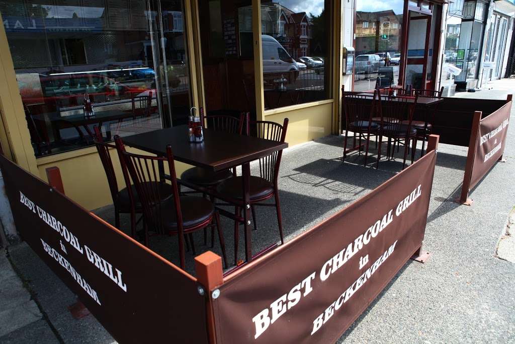 Beckenham Charcoal Grill | 251 Croydon Rd, Beckenham BR3 3PS, UK | Phone: 020 8650 2743
