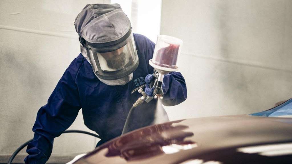 Maaco Collision Repair & Auto Painting | 1010 N Stephanie St Suite B, Henderson, NV 89014, USA | Phone: (702) 879-5610