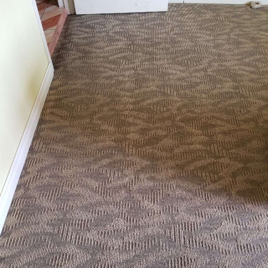 Hens Dry Carpet And Upholstery Cleaning | 25641 Troy Ln, Sun City, CA 92585 | Phone: (951) 266-9897