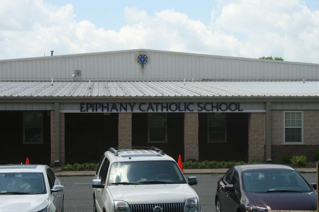 Epiphany Catholic School | 1211 E Grandview Ave, Culpeper, VA 22701, USA | Phone: (540) 825-9017