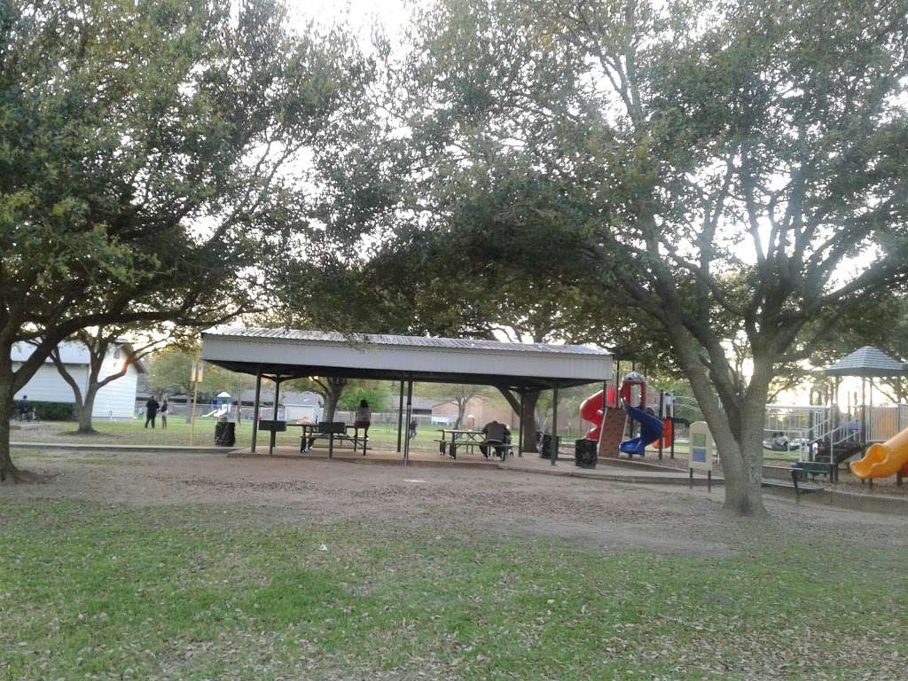 Stein Family Park | 9740 Braes Bayou Dr, Houston, TX 77074, USA | Phone: (281) 496-2177