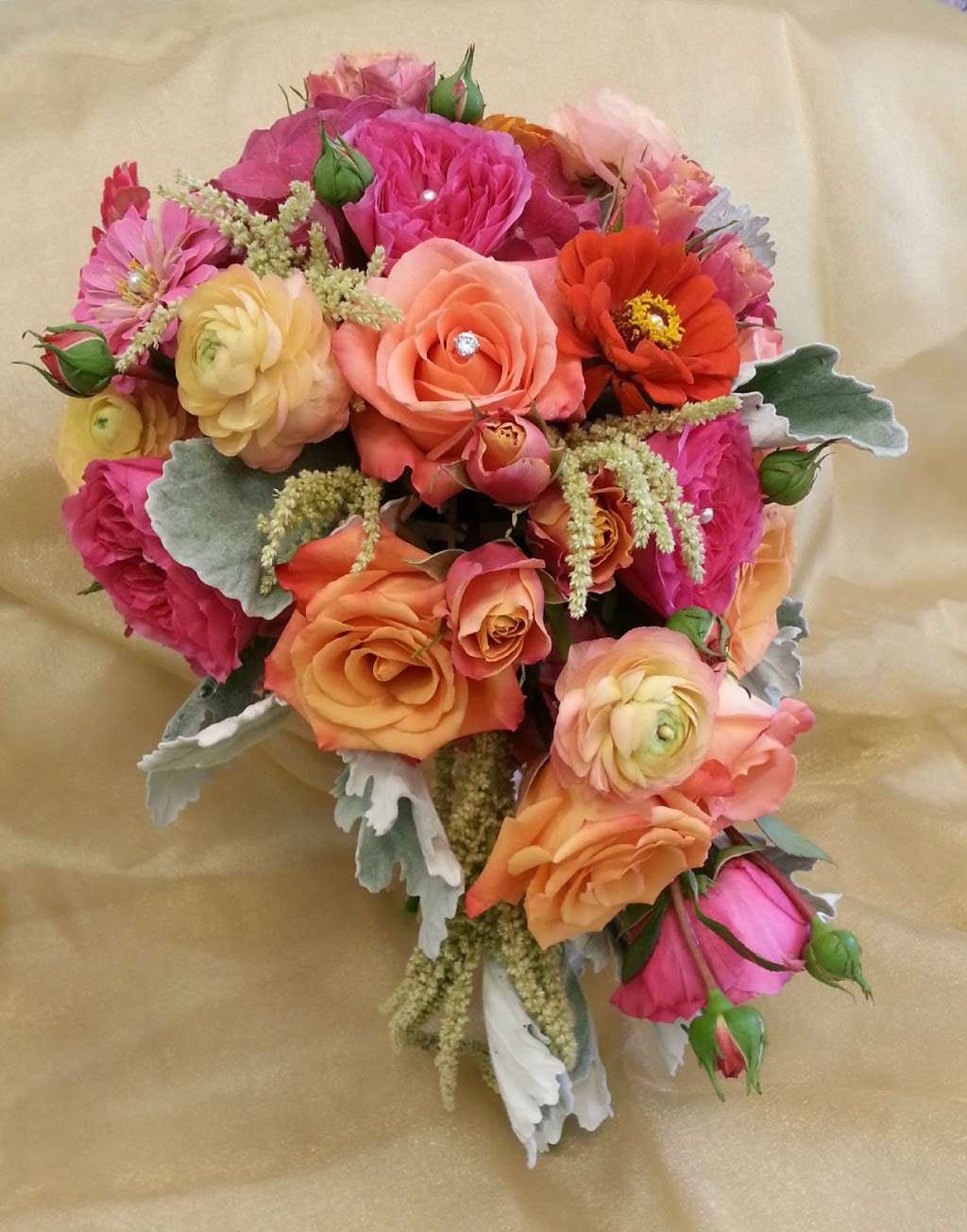 Greensleeves Florist | 11725 Lee Hwy, Fairfax, VA 22030, USA | Phone: (703) 691-0303