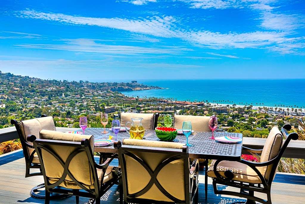 La Jolla Vacation Rentals | 5544 La Jolla Blvd, La Jolla, CA 92037, USA | Phone: (858) 459-5491