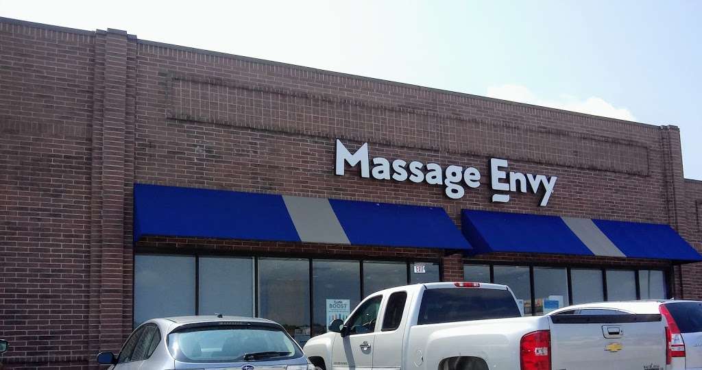 Massage Envy - Tom Watson Parkway | 6240 N Chatham Ave, Kansas City, MO 64151 | Phone: (816) 505-3689