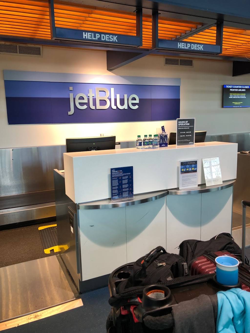 Jetblue Airways | 7000 NE Airport Way, Portland, OR 97218 | Phone: (503) 281-0119