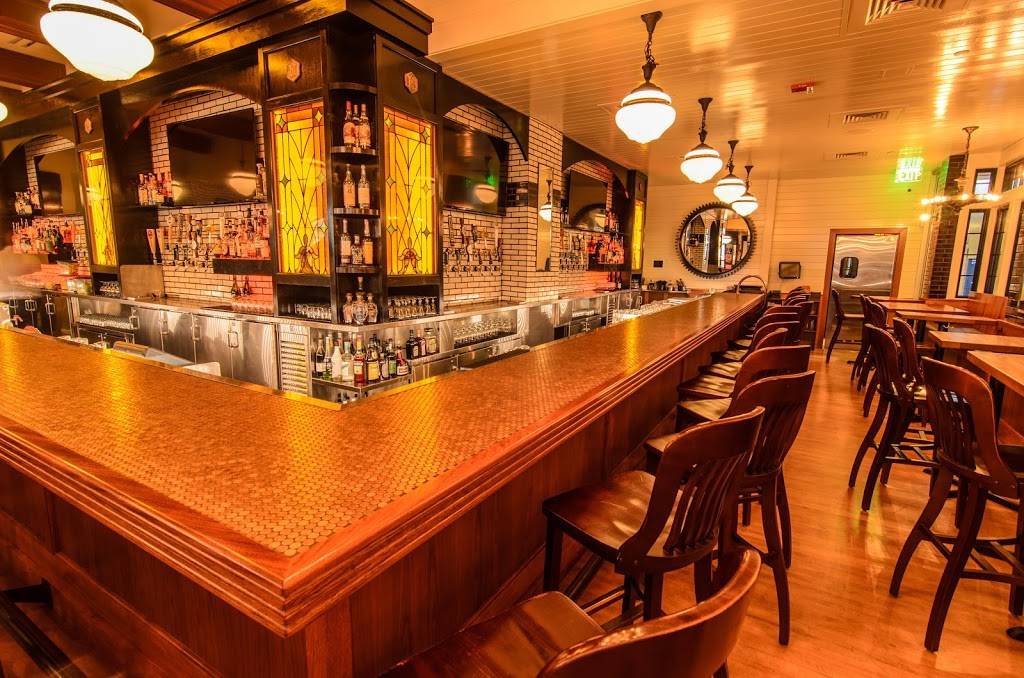 Tavern Hall | 505 Bellevue Square, Bellevue, WA 98004, USA | Phone: (425) 454-7500