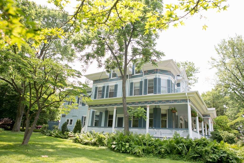 Frederick Inn Bed and Breakfast | 3521 Buckeystown Pike, Buckeystown, MD 21717 | Phone: (240) 341-2902