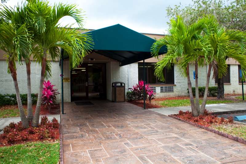 Royal Palm Beach Health and Rehabilitation Center | 600 Business Park Way, Royal Palm Beach, FL 33411 | Phone: (561) 798-3700