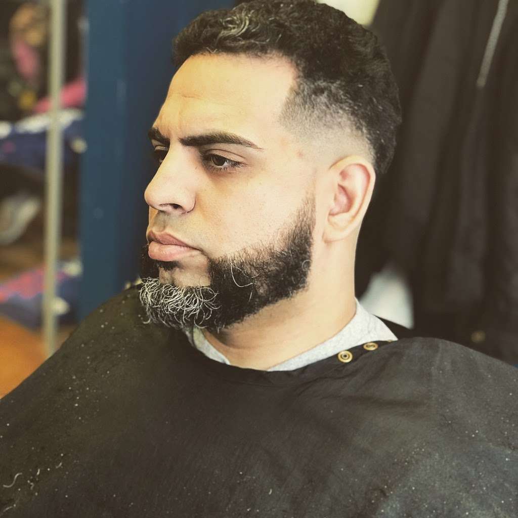 Top of the Line Barbershop | 185 Wolcott Square, Boston, MA 02136, USA | Phone: (617) 942-7399