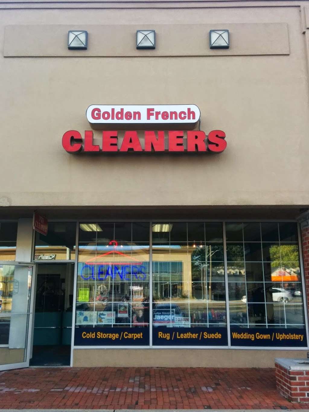 J&J Cleaners | 342 Jericho Turnpike, Syosset, NY 11791, USA | Phone: (516) 496-9050