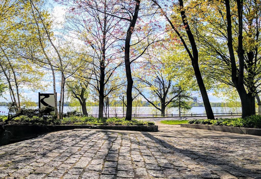 Minnesota Zen Meditation Center | 3343 E Bde Maka Ska Pkwy, Minneapolis, MN 55408, USA | Phone: (612) 822-5313