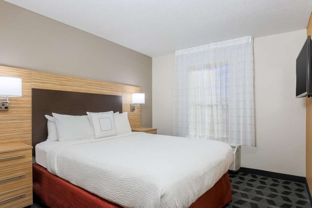 TownePlace Suites by Marriott Denver Southeast | 3699 S Monaco Pkwy, Denver, CO 80237, USA | Phone: (303) 759-9393