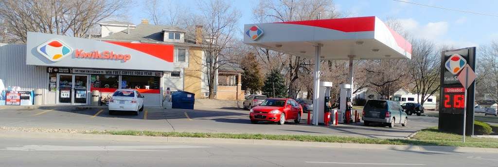 Kwik Shop | 845 Mississippi St, Lawrence, KS 66044, USA | Phone: (785) 749-1636