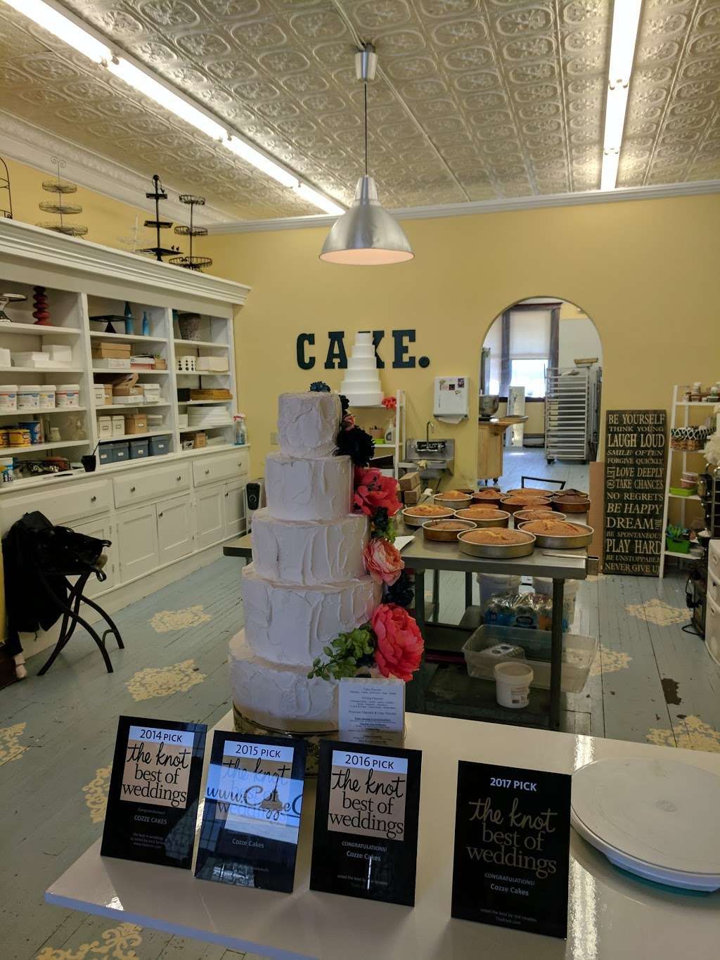 Cozze Cakes, LLC. | 143 S Main St, Nazareth, PA 18064, USA | Phone: (610) 746-9175
